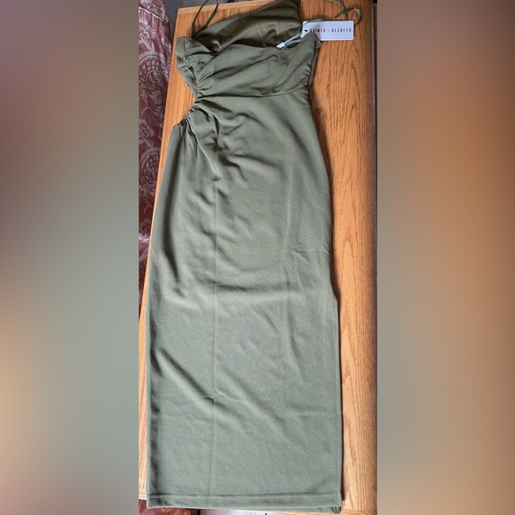 NWT Selfie Leslie Asymmetrical Cutout Dress - Picture 3 of 11